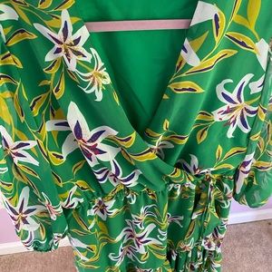 Gorgeous summer dress 💚